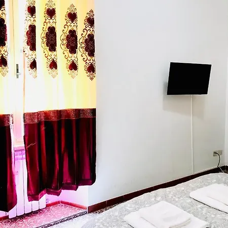 4 Bed Luxury Near Colosseum Roma