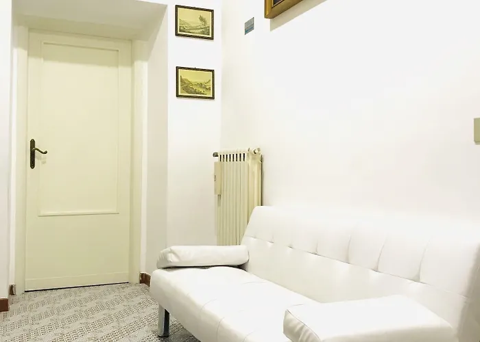 4 Bed Luxury Near Colosseum