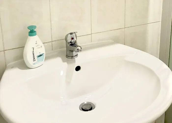 4 Bed Luxury Near Colosseum Rome