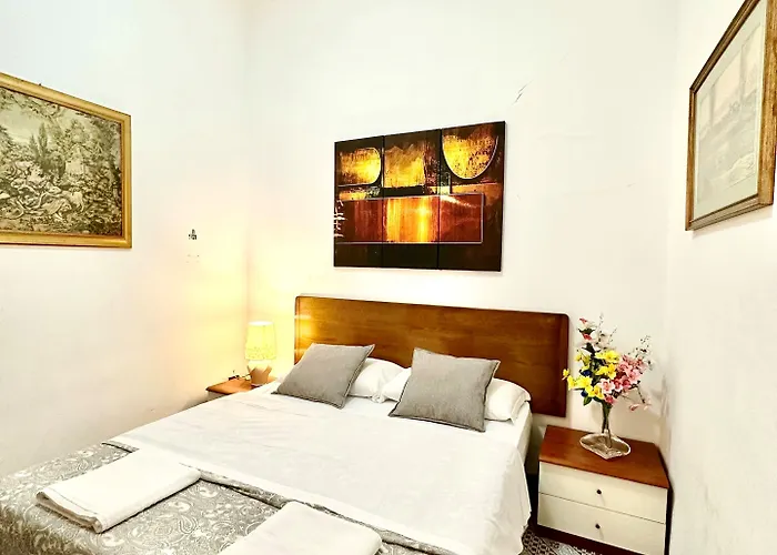 4 Bed Luxury Near Colosseum *