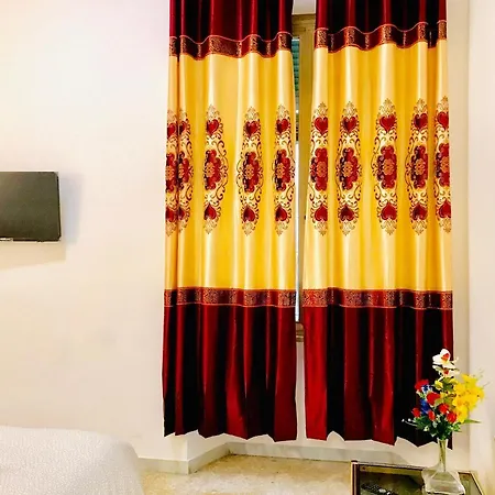 4 Bed Luxury Near Colosseum