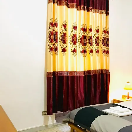 Apartment 4 Bed Luxury Near Colosseum *