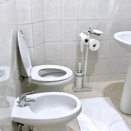 Apartment 4 Bed Luxury Near Colosseum *